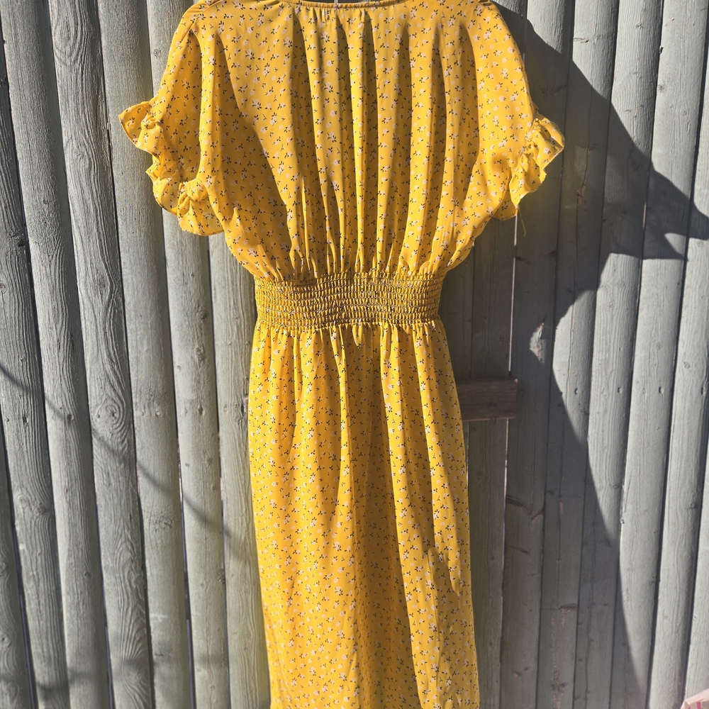 Max Studio Yellow Floral Wrap Dress Ruffle Sleeves Smocked Waist Size S - Picture 4 of 4